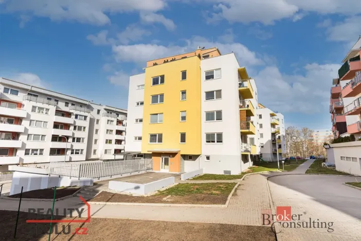 Pronájem bytu 1+kk, Brno - Žebětín, Žabí, 33 m2