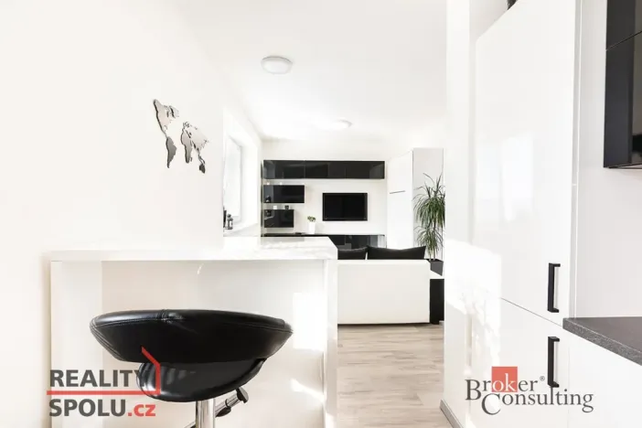 Pronájem bytu 1+kk, Brno - Žebětín, Žabí, 33 m2
