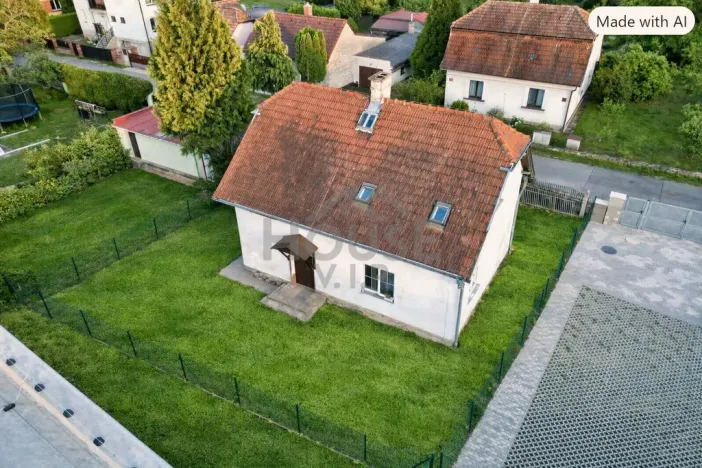 Prodej rodinného domu, Praha - Újezd nad Lesy, Lišická, 120 m2