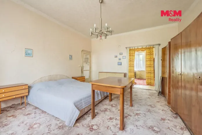 Prodej rodinného domu, Smečno, nám. T. G. Masaryka, 120 m2
