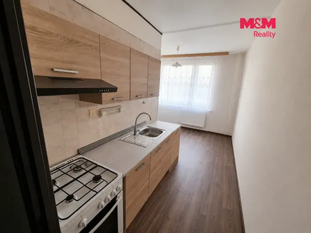 Pronájem bytu 1+1, Ústí nad Labem - Severní Terasa, Kmochova, 44 m2