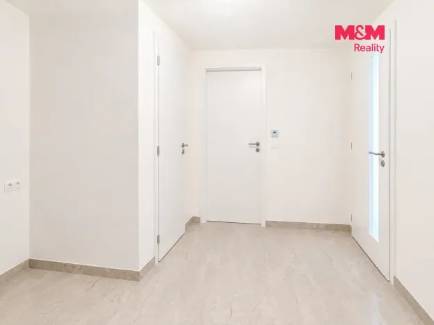 Pronájem bytu 2+kk, Praha, Veselovského, 52 m2