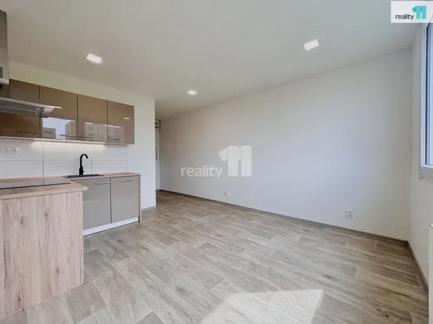 Prodej bytu 2+kk, Cvikov - Cvikov II, Sídliště, 36 m2