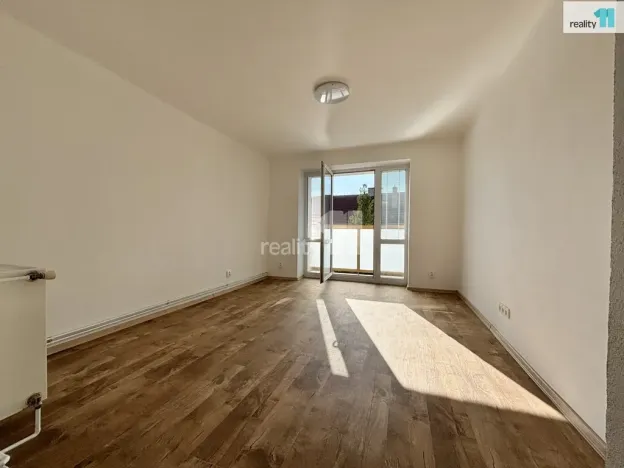Pronájem bytu 2+1, Nový Bor, Sklářská, 52 m2