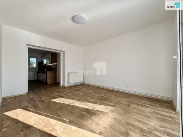 Pronájem bytu 2+1, Nový Bor, Sklářská, 52 m2
