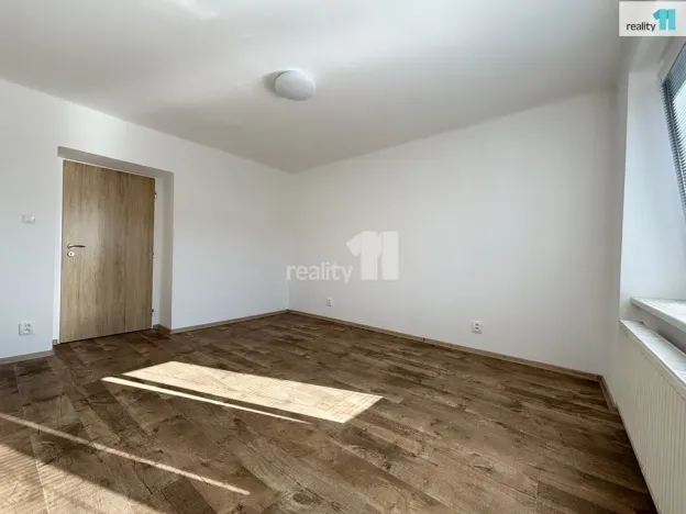 Pronájem bytu 2+1, Nový Bor, Sklářská, 52 m2
