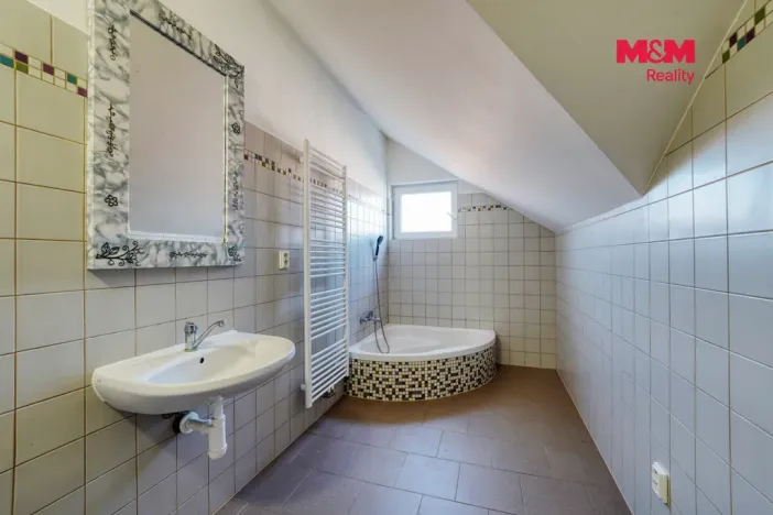 Pronájem bytu 2+kk, Chrást, tř. Čs. odboje, 45 m2