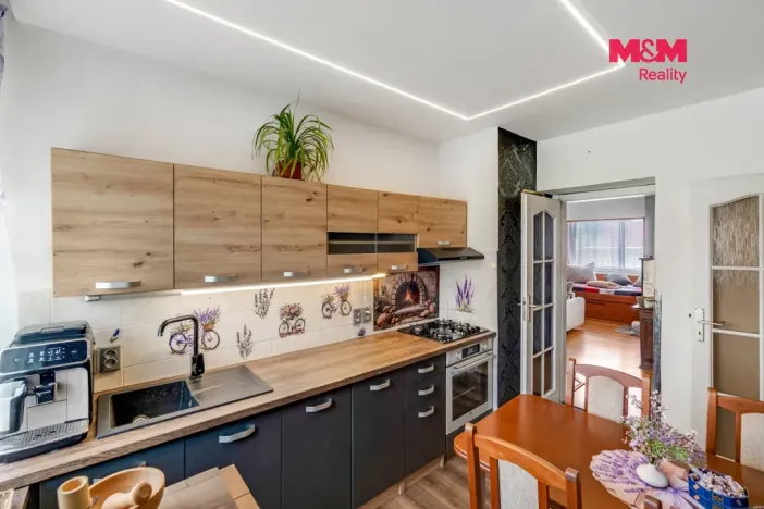 Prodej bytu 2+1, Králův Dvůr - Karlova Huť, Na Louce, 68 m2