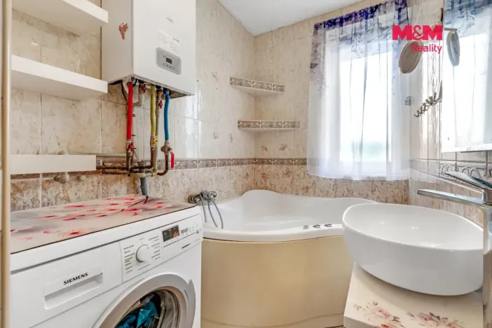 Prodej bytu 2+1, Králův Dvůr - Karlova Huť, Na Louce, 68 m2