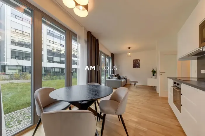 Pronájem bytu 2+kk, Praha - Vysočany, Vysočanská, 55 m2
