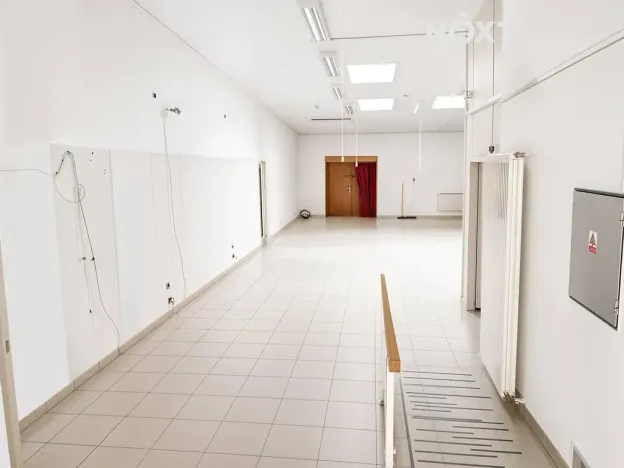 Pronájem obchodního prostoru, Dačice, Masarykova, 320 m2