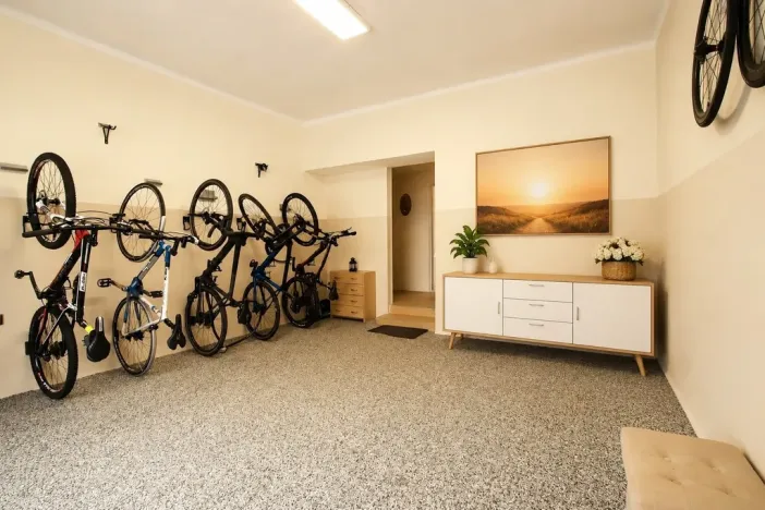 Pronájem bytu 1+1, Hulín, nám. Míru, 45 m2
