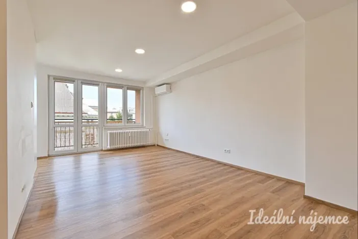 Pronájem bytu 3+kk, Ostrava - Moravská Ostrava, Vítězná, 73 m2