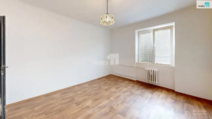 Prodej bytu 2+1, Pardubice - Zelené Předměstí, náměstí Dukelských hrdinů, 57 m2