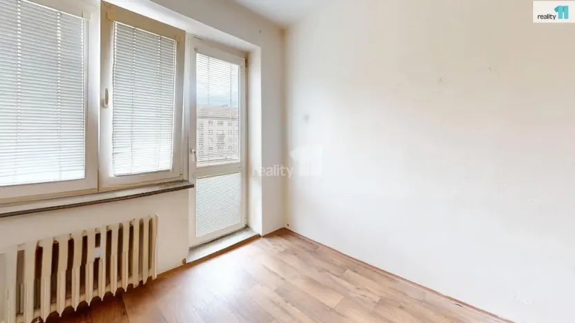 Prodej bytu 2+1, Pardubice - Zelené Předměstí, náměstí Dukelských hrdinů, 57 m2