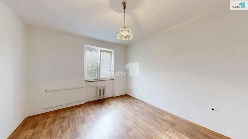 Prodej bytu 2+1, Pardubice - Zelené Předměstí, náměstí Dukelských hrdinů, 57 m2