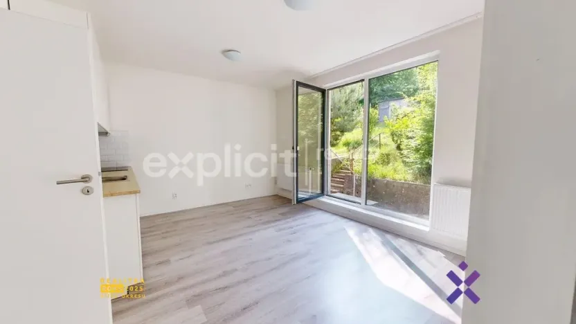 Pronájem bytu 2+kk, Zlín, Jiráskova, 45 m2