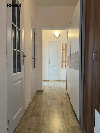 Pronájem bytu 2+1, Kladno, Litevská, 62 m2