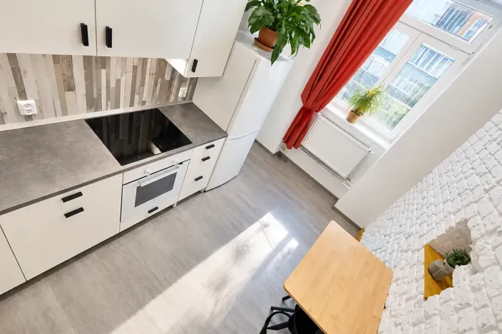 Pronájem bytu 2+kk, Praha - Žižkov, Jeronýmova, 29 m2