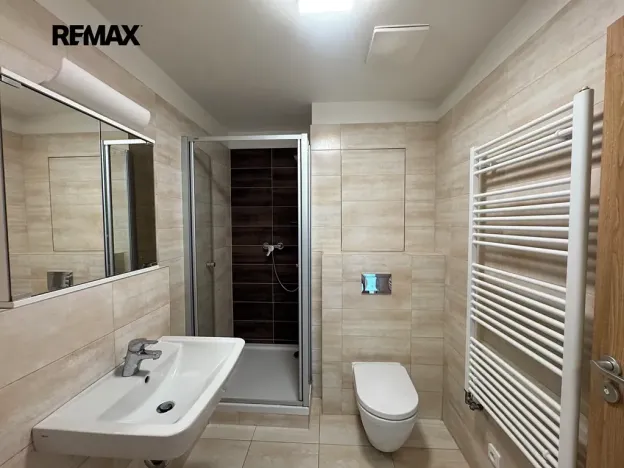 Pronájem bytu 2+kk, Praha - Uhříněves, Oty Bubeníčka, 45 m2