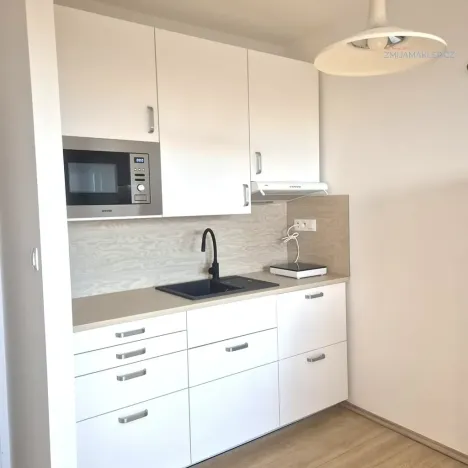 Pronájem bytu 1+kk, Ostrava, Čujkovova, 28 m2