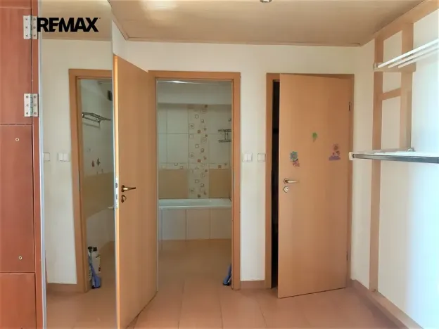 Prodej bytu 4+kk, Praha - Troja, Glowackého, 75 m2