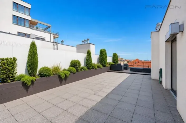 Pronájem bytu 3+kk, Praha - Vinohrady, Korunní, 146 m2