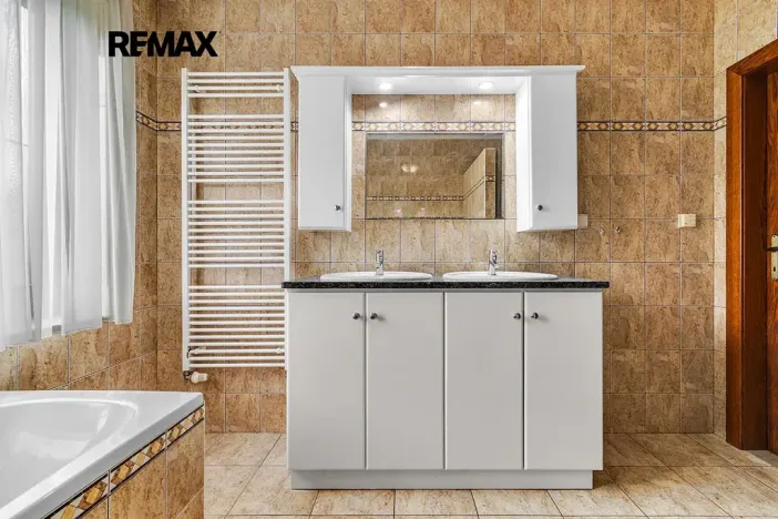 Prodej rodinného domu, Zruč-Senec, Na Slovanech, 570 m2