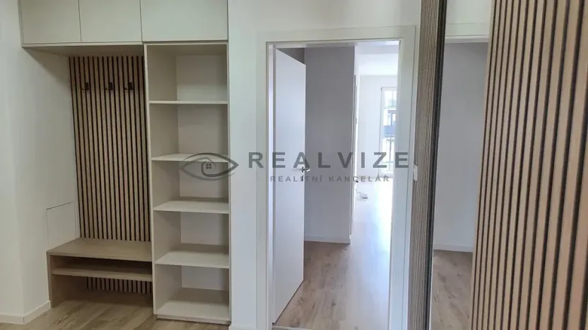 Pronájem bytu 4+kk, České Budějovice, Vrbenská, 103 m2