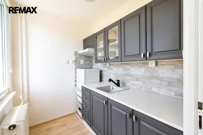 Prodej bytu 1+kk, Broumov - Olivětín, Dukelská, 26 m2