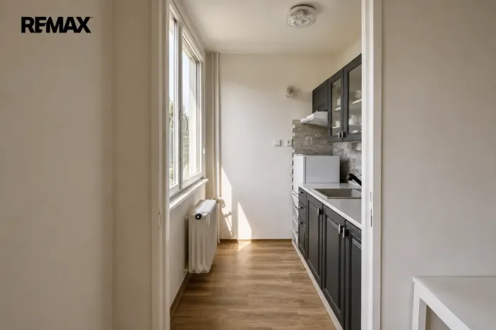 Prodej bytu 1+kk, Broumov - Olivětín, Dukelská, 26 m2