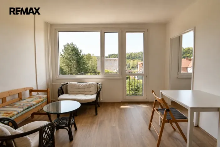 Prodej bytu 1+kk, Broumov - Olivětín, Dukelská, 26 m2