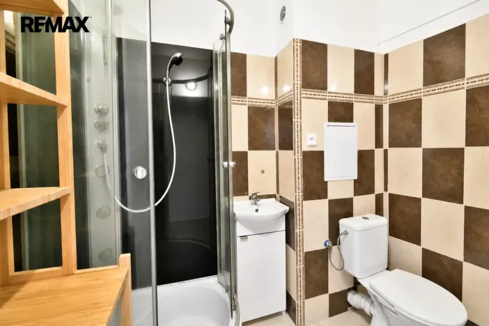 Prodej bytu 1+kk, Broumov - Olivětín, Dukelská, 26 m2