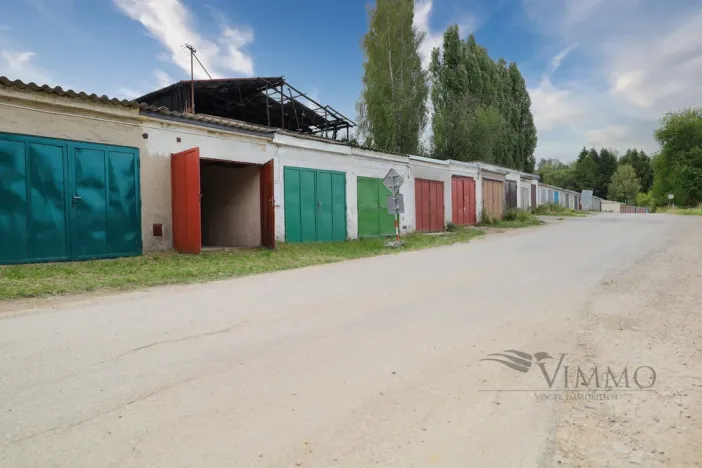 Pronájem garáže, Kaplice, Dlouhá, 21 m2
