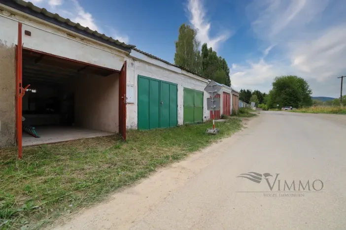 Pronájem garáže, Kaplice, Dlouhá, 21 m2