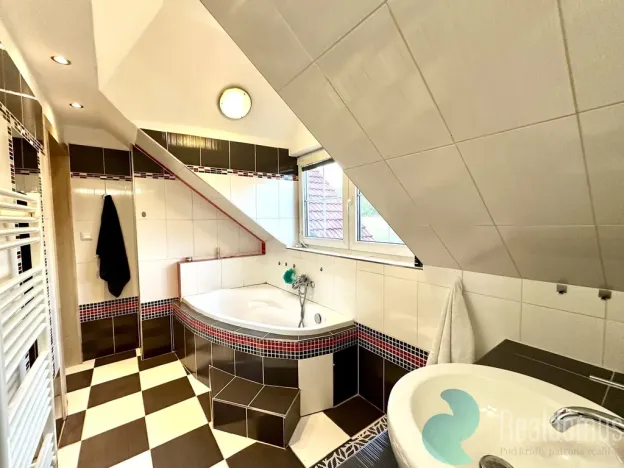Pronájem rodinného domu, Homole, K Lesu, 90 m2