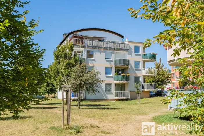 Prodej bytu 2+kk, Praha, Pastevců, 54 m2