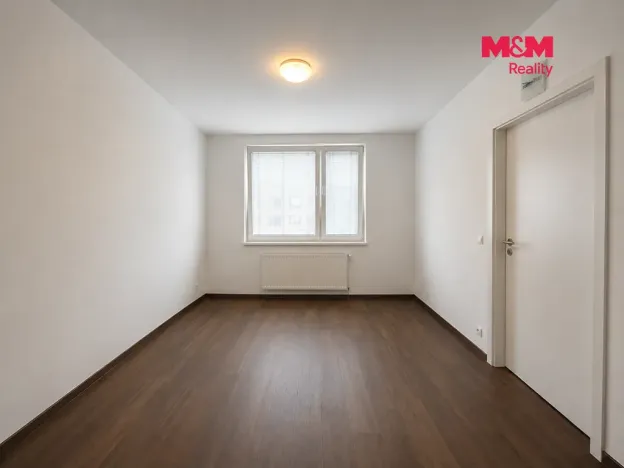 Pronájem bytu 2+kk, Praha, Přímětická, 41 m2