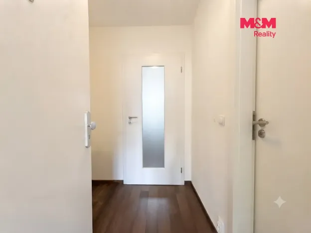 Pronájem bytu 2+kk, Praha, Přímětická, 41 m2