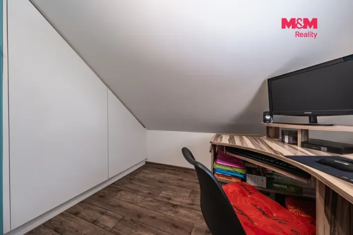 Prodej rodinného domu, Černovice, 140 m2