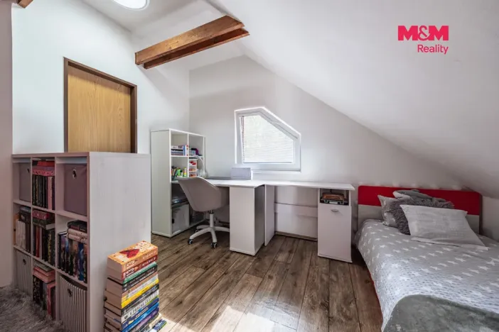 Prodej rodinného domu, Černovice, 140 m2