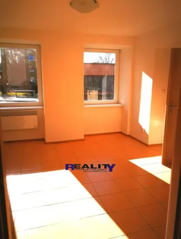 Pronájem bytu 2+kk, Podbořany, 44 m2
