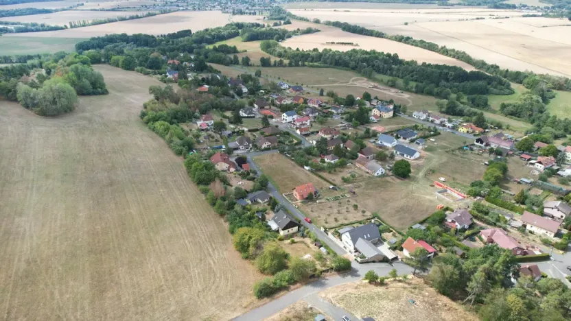 Prodej pozemku pro bydlení, Pařezov, 1070 m2