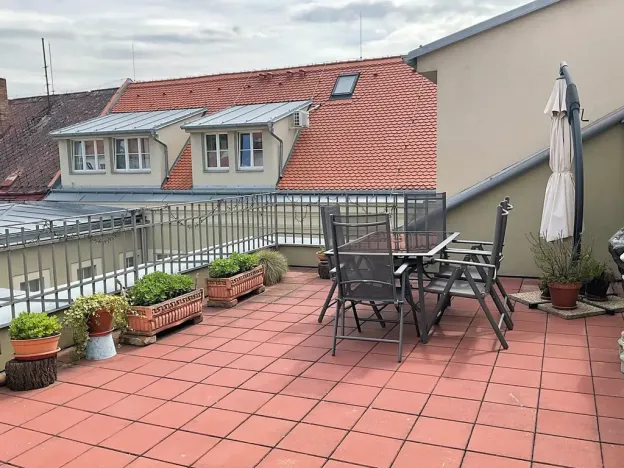 Prodej atypického bytu, Mikulov, Komenského, 164 m2