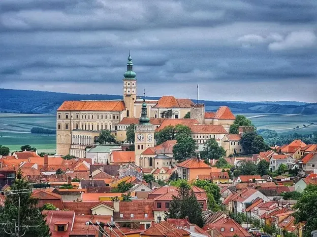 Prodej atypického bytu, Mikulov, Komenského, 164 m2