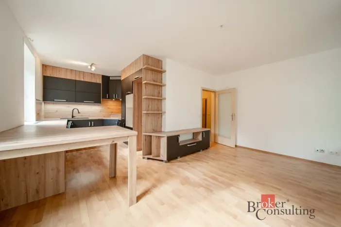 Prodej bytu 2+kk, Praha - Malešice, Ungarova, 55 m2