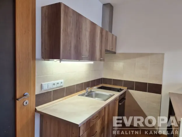 Prodej bytu 1+kk, Praha - Řeporyje, Kakosova, 36 m2