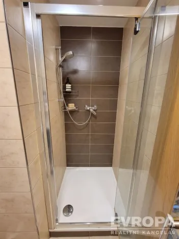 Prodej bytu 1+kk, Praha - Řeporyje, Kakosova, 36 m2