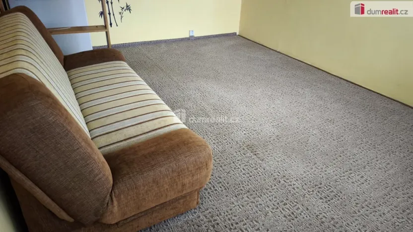 Prodej bytu 3+1, Spálené Poříčí, Lipnická, 64 m2