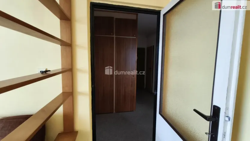 Prodej bytu 3+1, Spálené Poříčí, Lipnická, 64 m2